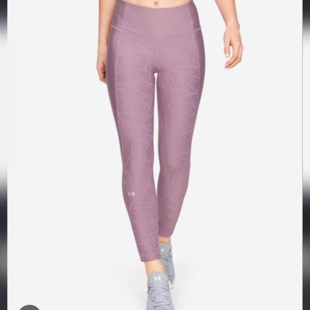 NWOT Under Armour embossed compression tights in mauve violet pink